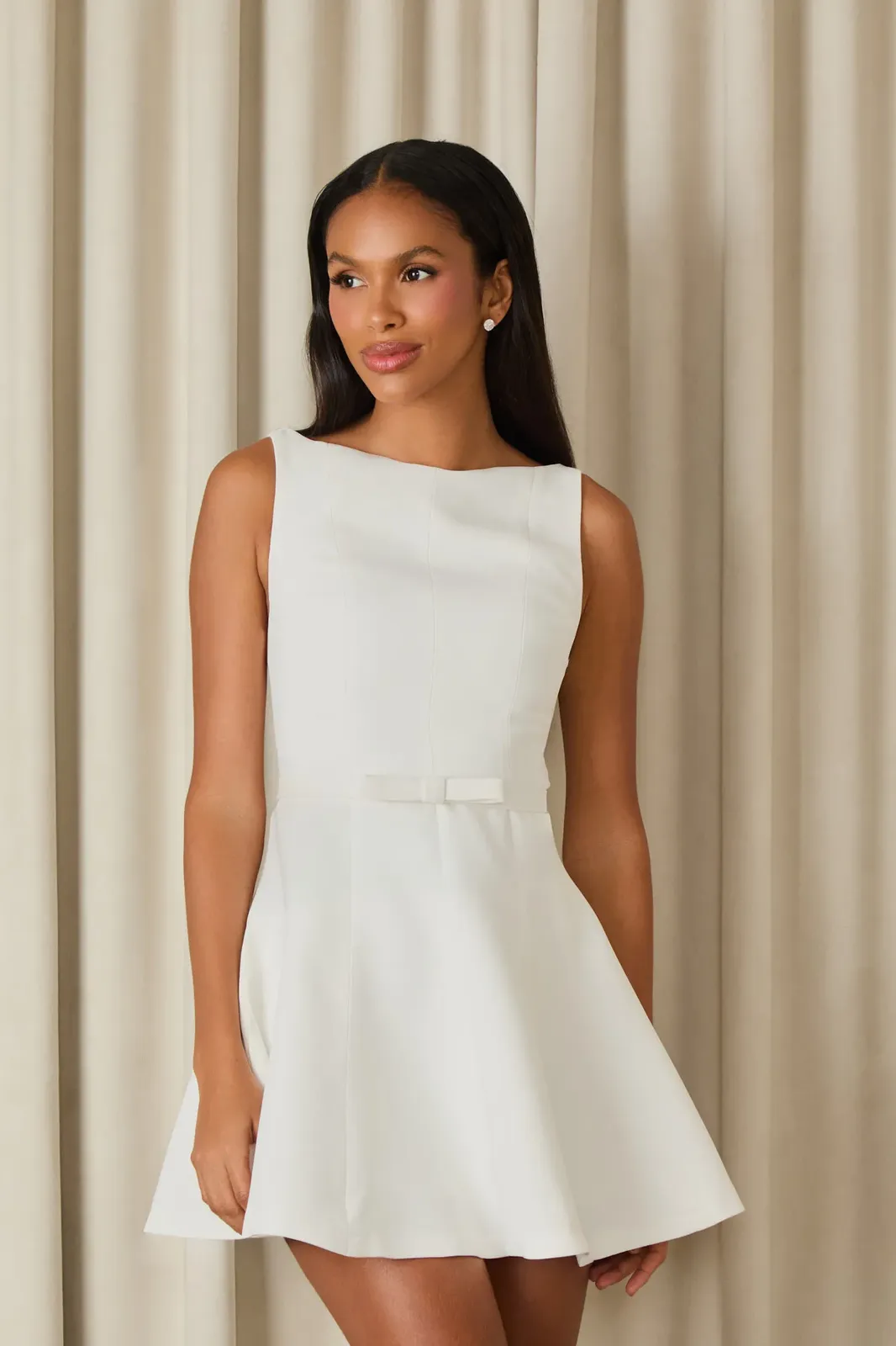 VESTIDO CURTO CAMILE CINTO LACO